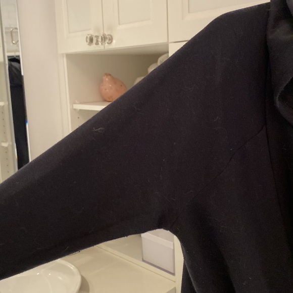 Fabletics wrap sweater - Picture 5 of 9